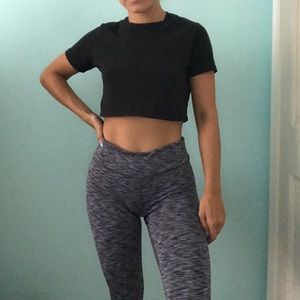 Mid Rise Capri Leggings